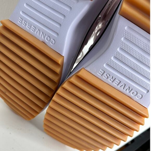 Converse Run Star Hike High Top Platform Sneaker Pink & White W 9 / M 7 - Picture 15 of 16